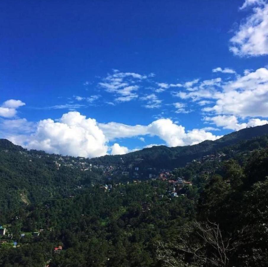 House Of Nomad Vandrarhem Gangtok Exteriör bild
